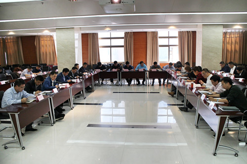 西投控股召开党总支（扩大）会议暨中心组理论学习会议学习习近平总书记近期重要讲话精神和我市重要会议精神