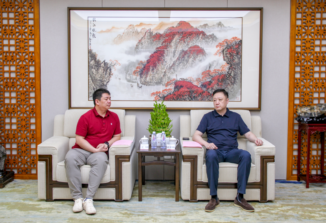 公司联合长安信托与质子汽车开展座谈交流