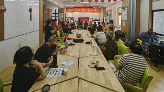 共庆“八一”建军节 温暖退役军人心