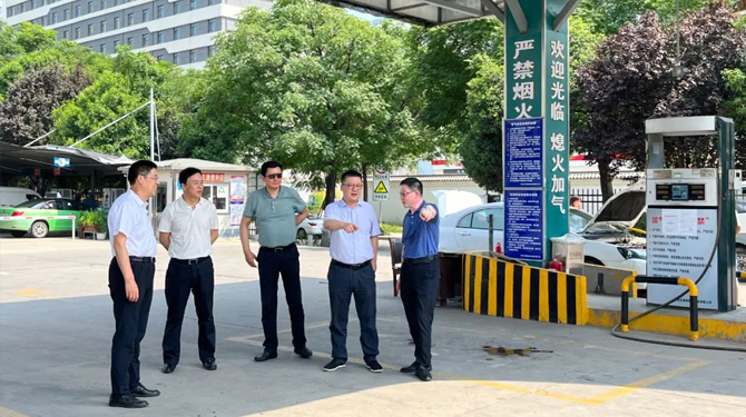 公司赴正源公司开展安全生产检查暨“夏送清凉”慰问活动