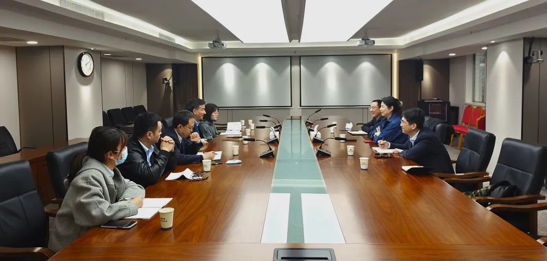 公司与中国建设银行陕西省分行开展业务座谈