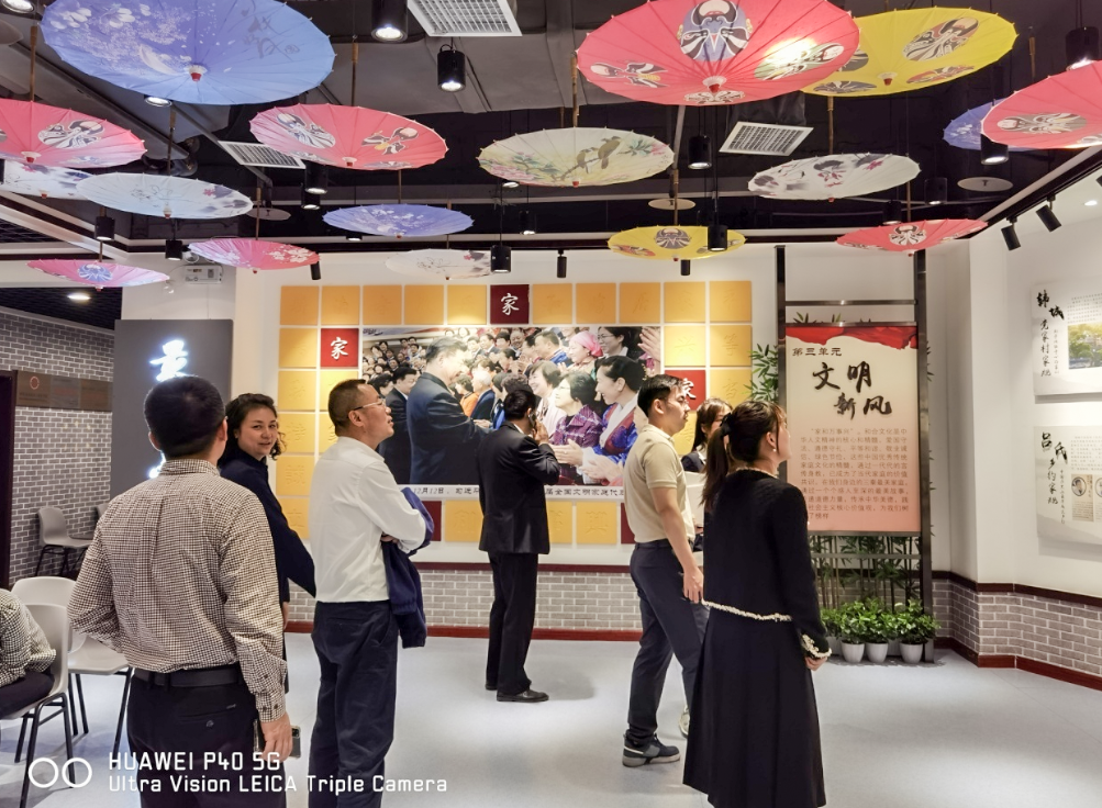 公司固定收益部党支部、投行业务部党支部、综合事务部与金融(产业)基地保障党支部开展联合党日活动 公司固定收益部党支部、投行业务部党支部、综合事务部与金融(产业)基地保障党支部开展联合党日活动