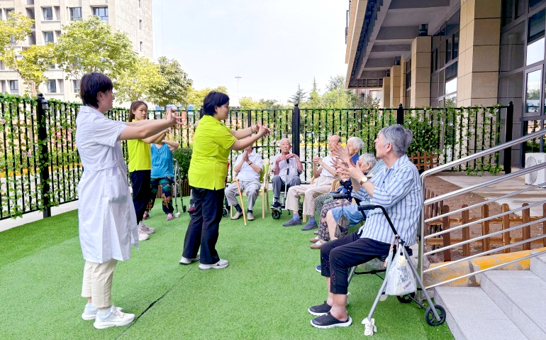 公司赴颐悦康养开展现场调研交流